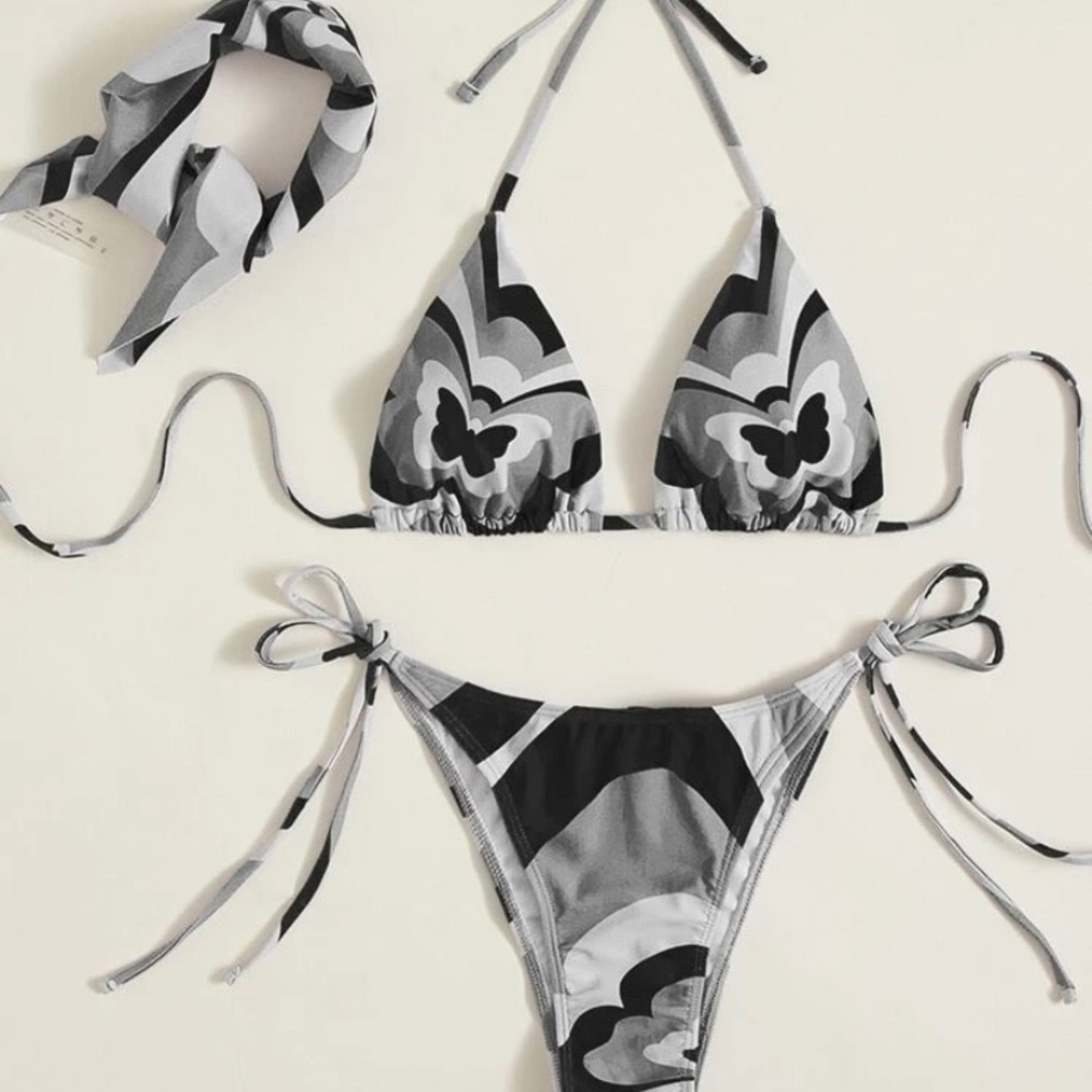 Triangle bikini - Picture 4 of 5